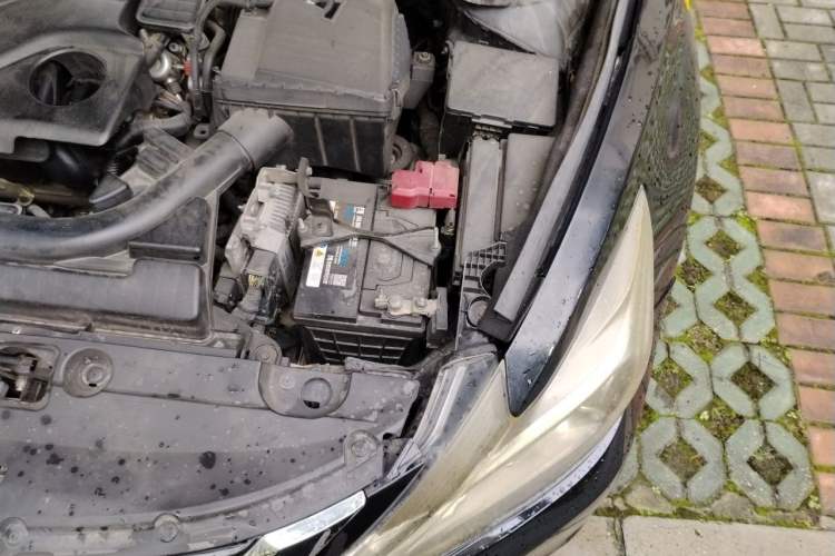 Used Nissan Teana 2016 2.0L XL-Upper Smart Edition Engine Bay Left
