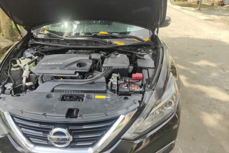 Used Nissan Teana 2016 2.0L XL Comfort Edition Engine Bay Left