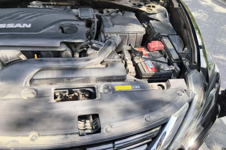 Used Nissan Teana 2016 2.0L XL Comfort Edition Engine Bay Left
