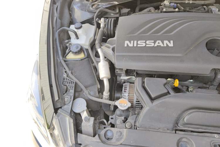 Used Nissan Teana 2016 Revised Version 2.0L XL Comfort Edition Engine Bay Right
