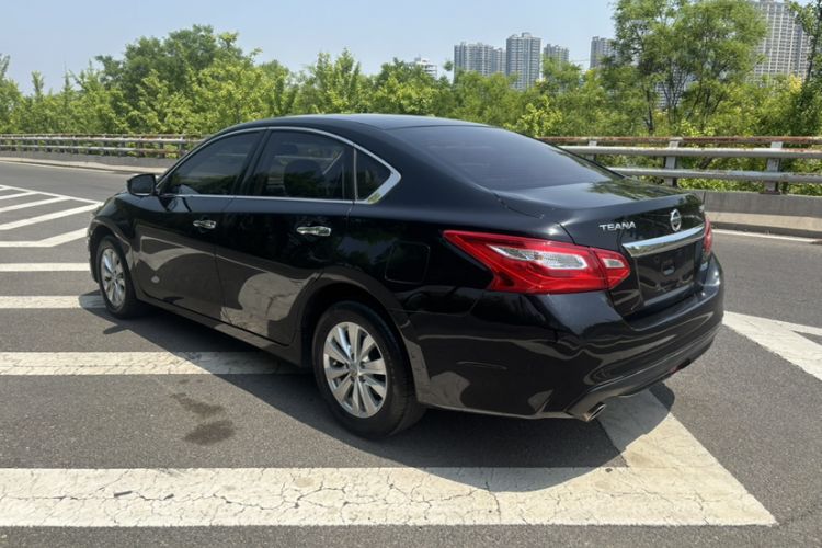 Used Nissan Teana 2016 Revised Version 2.0L XL Comfort Edition Exterior 3