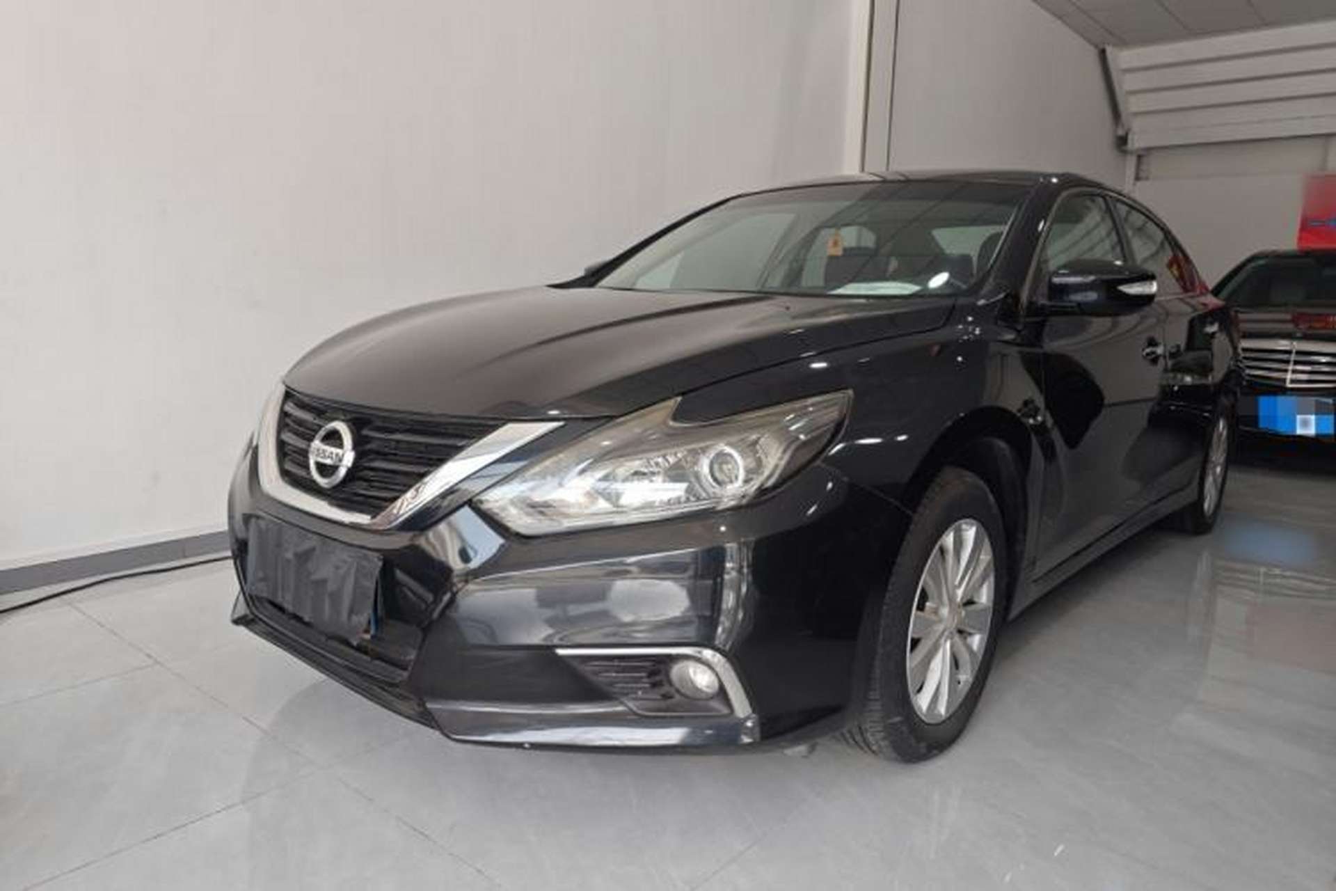 Used Nissan Teana 2016 Revised Version 2.0L XL Comfort Edition Front Left 45 Deg