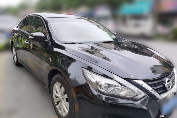 Used Nissan Teana 2016 Revised Version 2.0L XL Comfort Edition Front Right 45 Deg