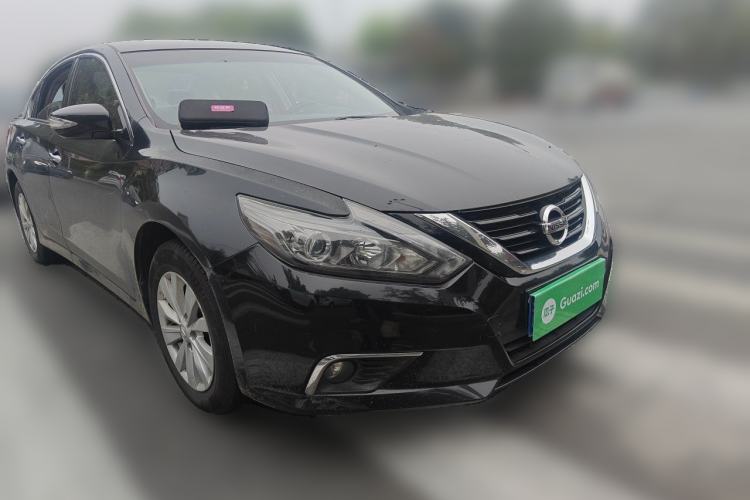 Used Nissan Teana 2016 Revised Version 2.0L XL Comfort Edition Front Right 45 Deg