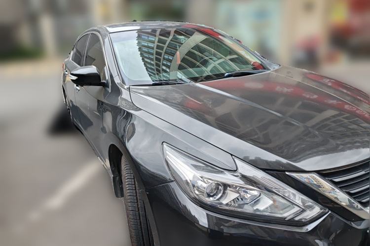 Used Nissan Teana 2016 Revised Version 2.0L XL Comfort Edition Front Right 45 Deg