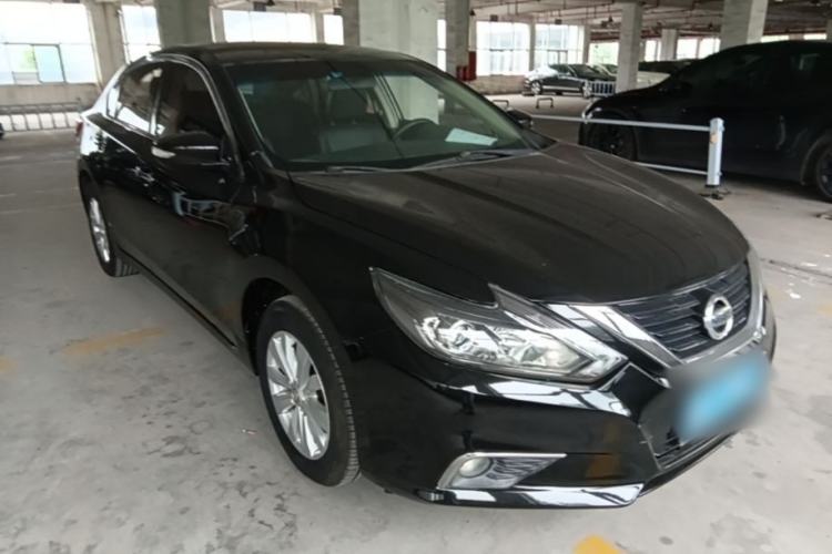 Used Nissan Teana 2016 Revised Version 2.0L XL Comfort Edition Front Right 45 Deg