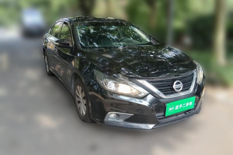 Used Nissan Teana 2016 Revised Version 2.0L XL Comfort Edition Front Right 45 Deg