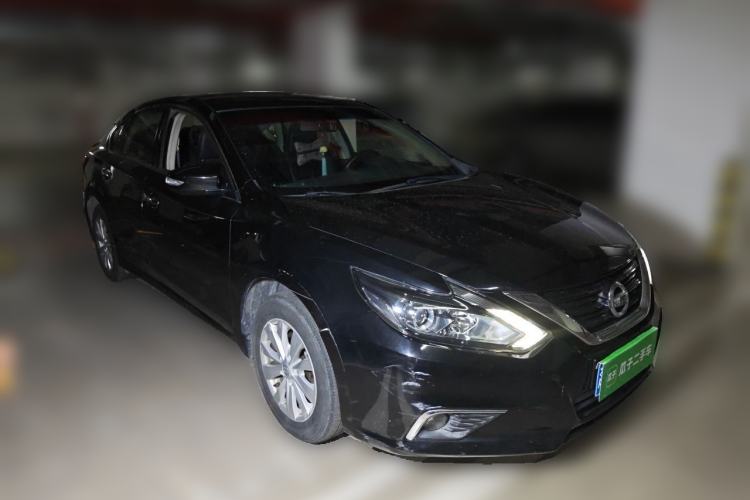 Used Nissan Teana 2016 Revised Version 2.0L XL Comfort Edition Front Right 45 Deg