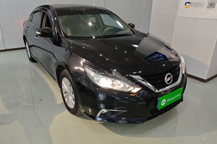 Used Nissan Teana 2016 2.0L XE Fashion Edition Front Right 45 Deg