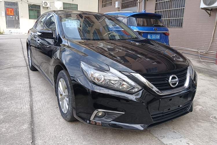 Used Nissan Teana 2016 Revised Version 2.0L XL Comfort Edition Front Right 45 Deg