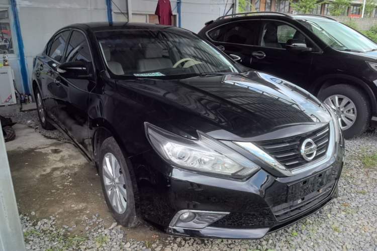 Used Nissan Teana 2016 2.0L XE Fashion Edition Front Right 45 Deg