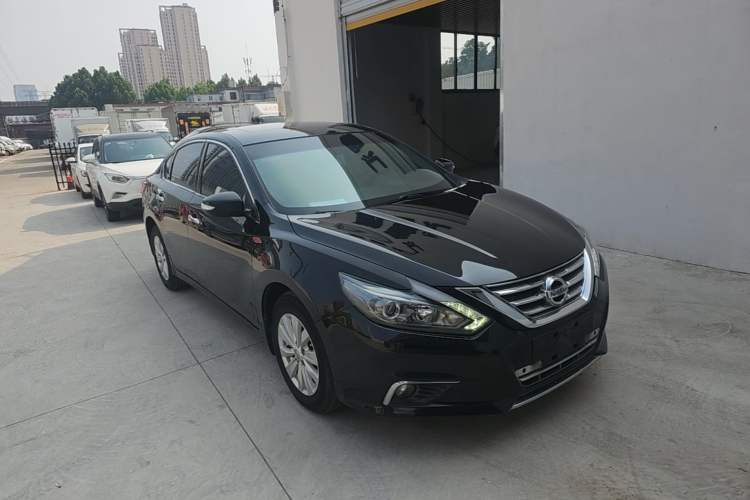 Used Nissan Teana 2016 Revised Version 2.0L XL Comfort Edition Front Right 45 Deg