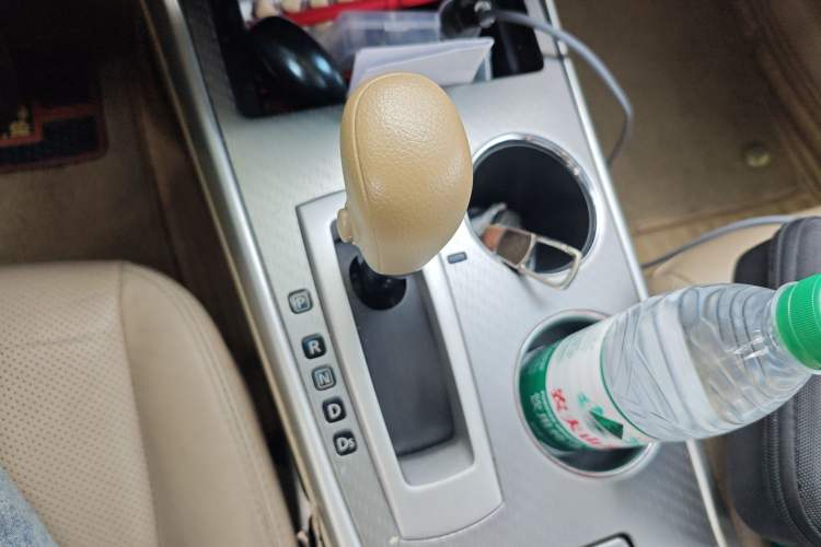 Used Nissan Teana 2016 2.0L XE Fashion Edition Gear Lever