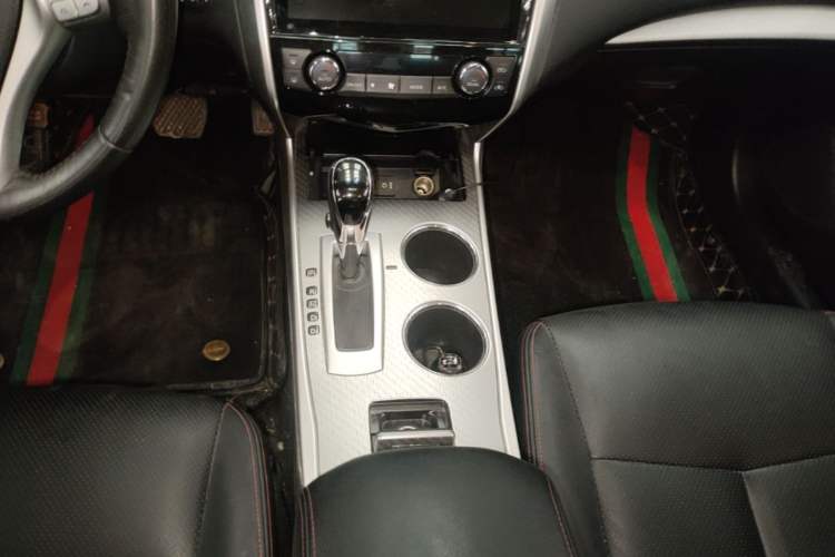 Used Nissan Teana 2016 Revised Version 2.0L XL Comfort Edition Gear Lever