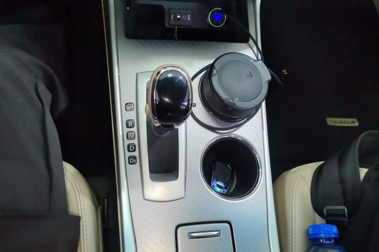 Used Nissan Teana 2016 Revised Version 2.0L XL Comfort Edition Gear Lever