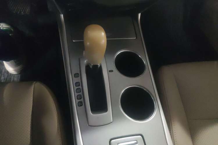 Used Nissan Teana 2016 2.0L XE Fashion Edition Gear Lever