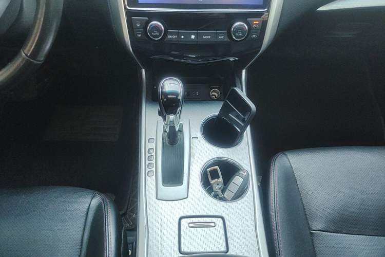 Used Nissan Teana 2016 Revised Version 2.0L XL Comfort Edition Gear Lever