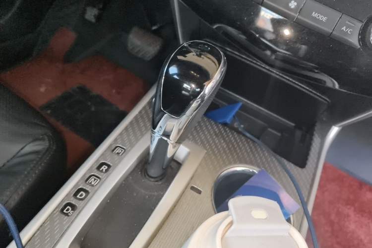 Used Nissan Teana 2016 2.0L XL Comfort Edition Gear Lever