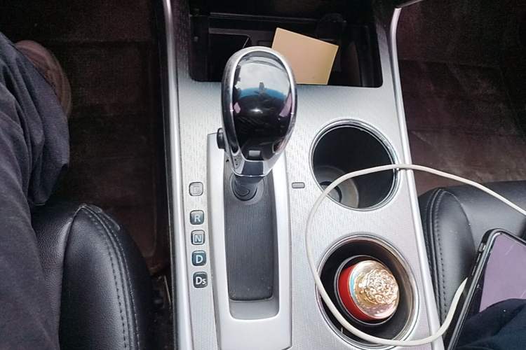 Used Nissan Teana 2016 Revised Version 2.0L XL Comfort Edition Gear Lever