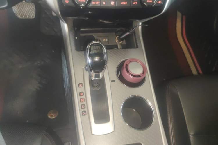 Used Nissan Teana 2016 Revised Version 2.0L XL Comfort Edition Gear Lever