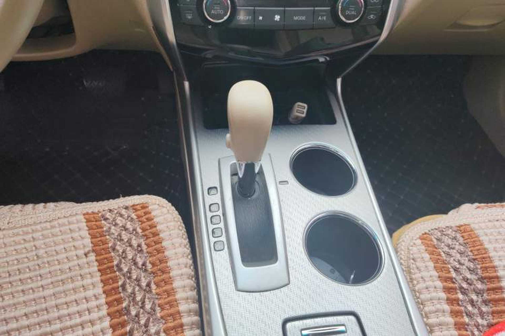 Used Nissan Teana 2016 2.0L XL Comfort Edition Gear Lever