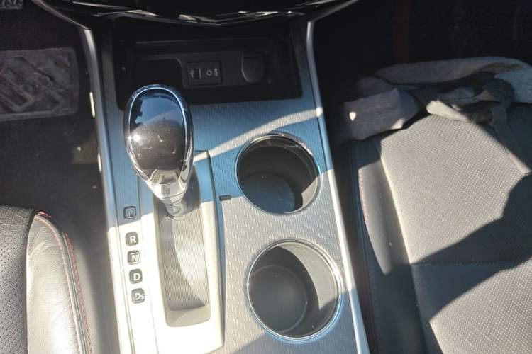 Used Nissan Teana 2016 2.0L XL Comfort Edition Gear Lever