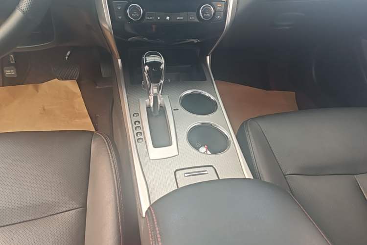 Used Nissan Teana 2016 2.0L XL Comfort Edition Gear Lever