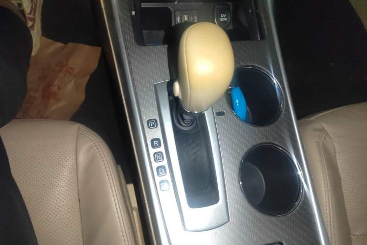 Used Nissan Teana 2016 2.0L XE Fashion Edition Gear Lever