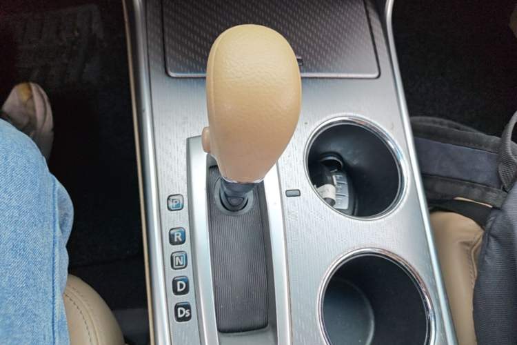 Used Nissan Teana 2016 2.0L XE Fashion Edition Gear Lever