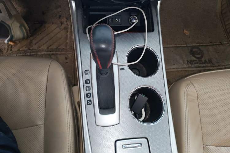 Used Nissan Teana 2016 2.0L XE Fashion Edition Gear Lever