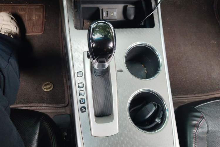 Used Nissan Teana 2016 2.0L XL-Upper Smart Edition Gear Lever