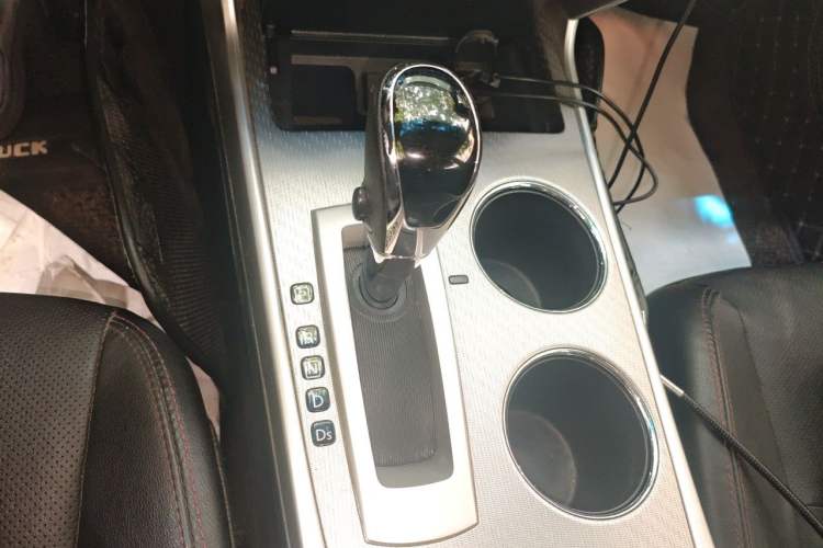 Used Nissan Teana 2016 Revised Version 2.0L XL Comfort Edition Gear Lever