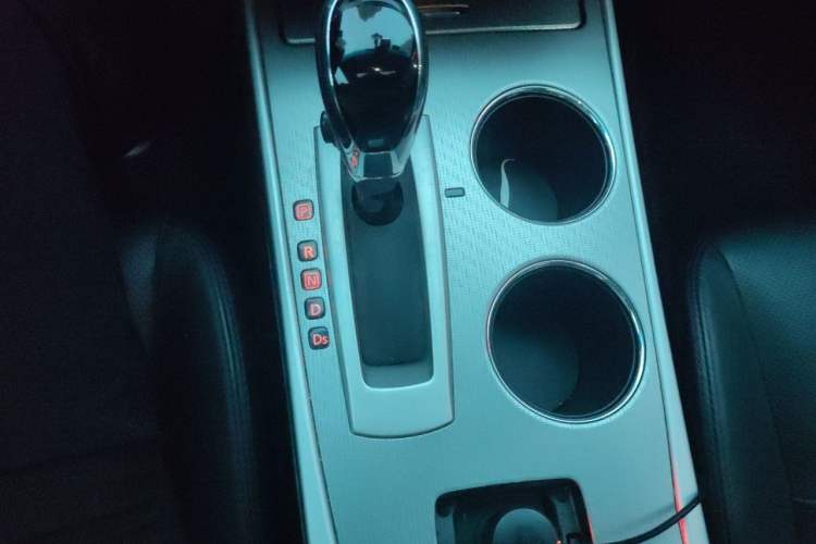 Used Nissan Teana 2016 2.0L XL-Upper Smart Edition Gear Lever