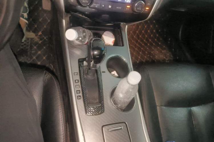 Used Nissan Teana 2016 Revised Version 2.0L XL Comfort Edition Gear Lever