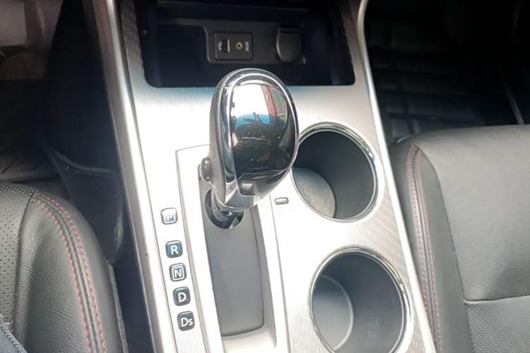 Used Nissan Teana 2016 Revised Version 2.0L XL Comfort Edition Gear Lever