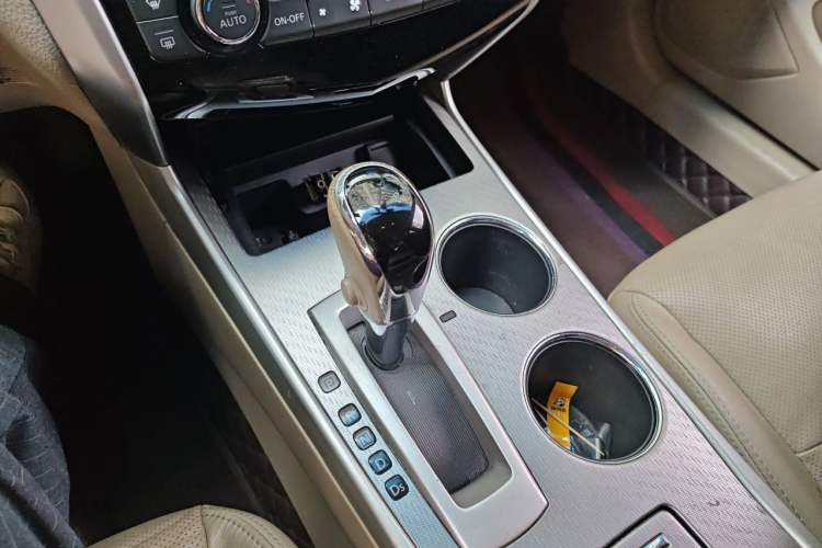 Used Nissan Teana 2016 2.0L XL Comfort Edition Gear Lever
