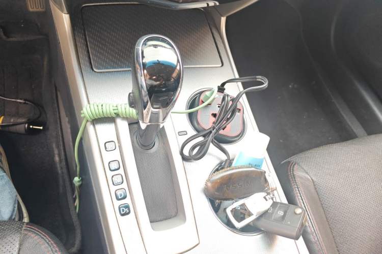 Used Nissan Teana 2016 Revised Version 2.0L XL Comfort Edition Gear Lever
