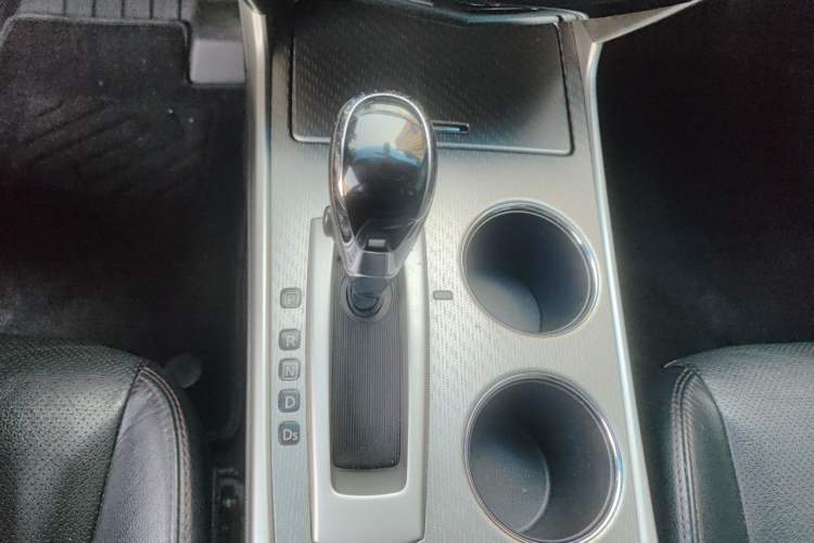 Used Nissan Teana 2016 2.0L XL Comfort Edition Gear Lever