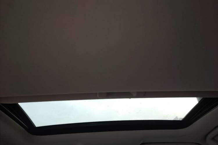 Used Nissan Teana 2016 2.0L XE Fashion Edition Headliner