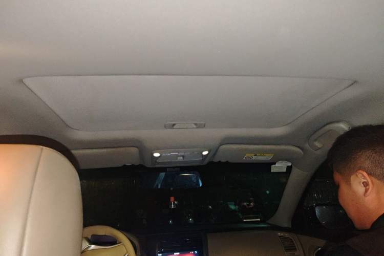 Used Nissan Teana 2016 2.0L XE Fashion Edition Headliner