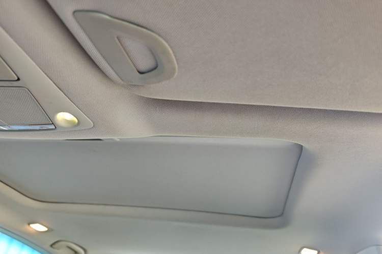 Used Nissan Teana 2016 Revised Version 2.0L XL Comfort Edition Headliner