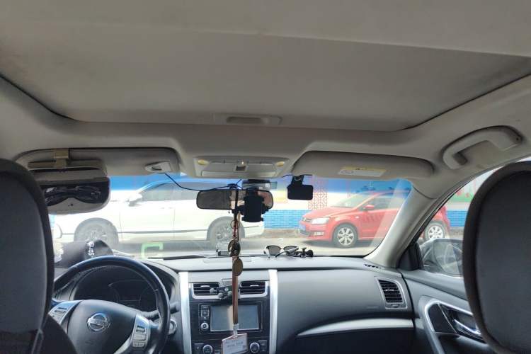 Used Nissan Teana 2016 2.0L XL Comfort Edition Headliner