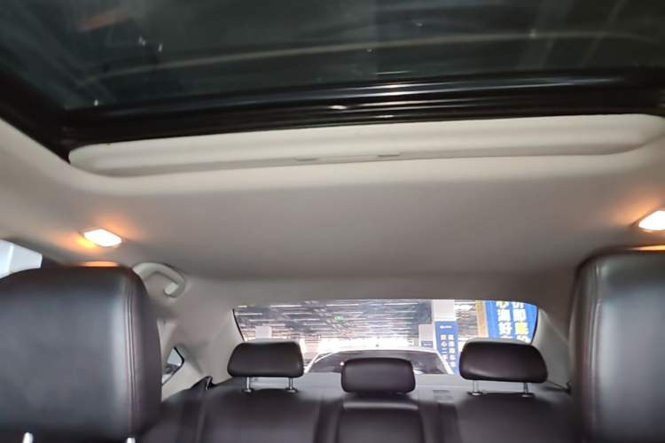 Used Nissan Teana 2016 Revised Version 2.0L XL Comfort Edition Headliner