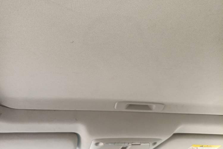 Used Nissan Teana 2016 2.0L XE Fashion Edition Headliner