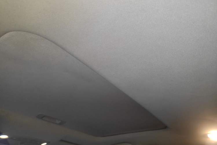 Used Nissan Teana 2016 2.0L XE Fashion Edition Headliner