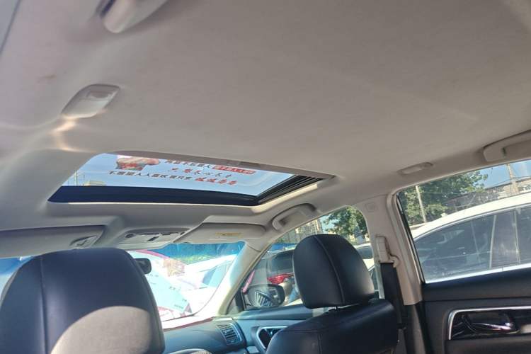 Used Nissan Teana 2016 2.0L XL Comfort Edition Headliner