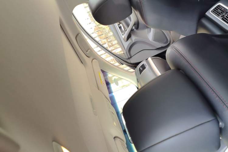 Used Nissan Teana 2016 2.0L XL Comfort Edition Headliner