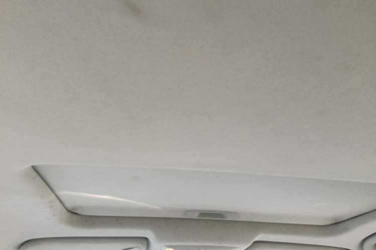 Used Nissan Teana 2016 2.0L XL Comfort Edition Headliner