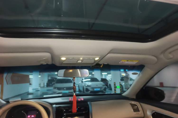 Used Nissan Teana 2016 2.0L XL Comfort Edition Headliner