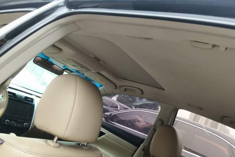 Used Nissan Teana 2016 2.0L XE Fashion Edition Headliner